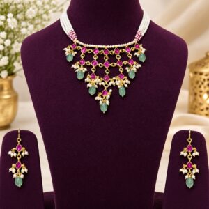 Rajsi Red & Green Elegance